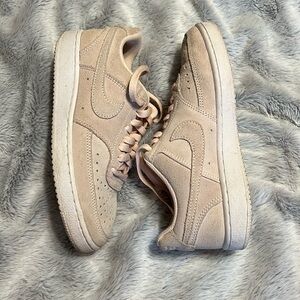 Size 6 pink Nike sneakers